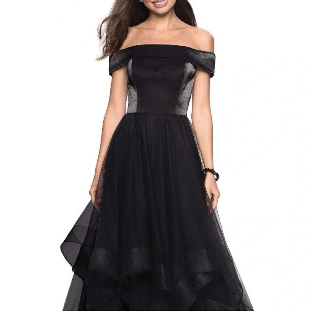 NEW La Femme 27224 Off Shoulder Tulle Gown in Black Sz. 6